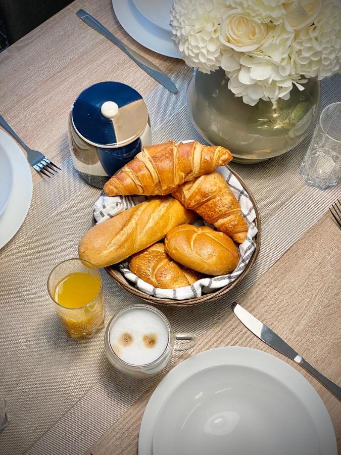 Top Centre Sofia Apartment For 6 Guests المظهر الخارجي الصورة