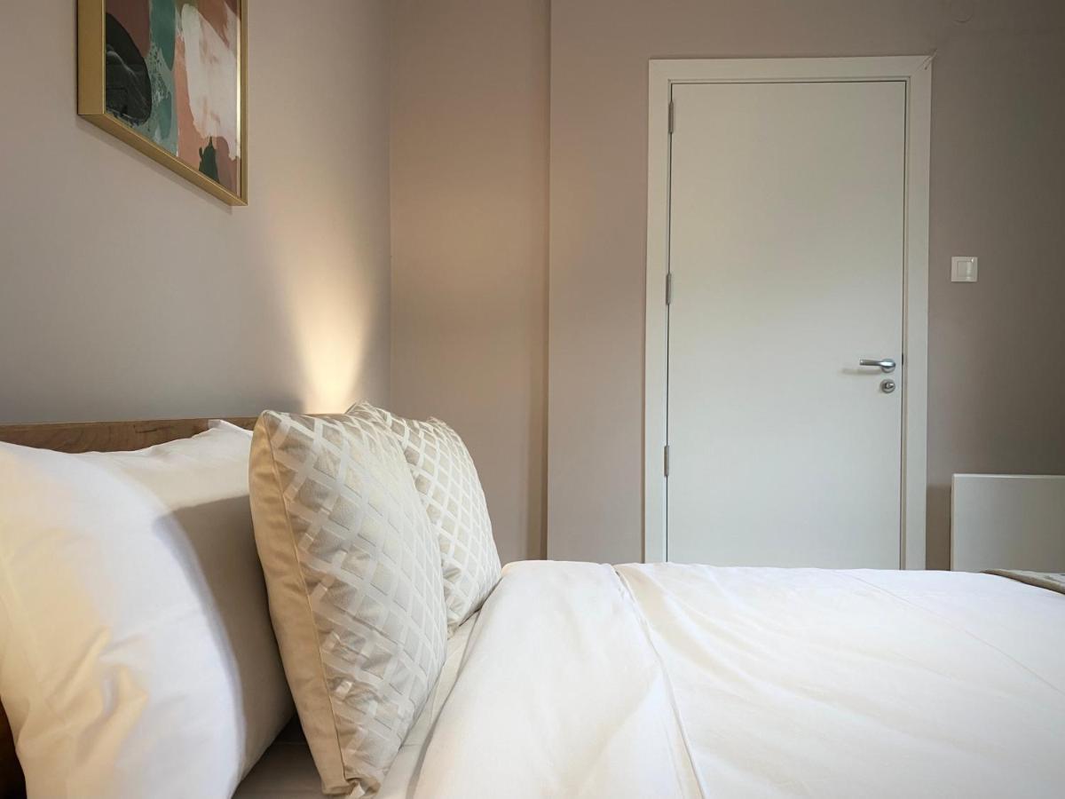 Top Centre Sofia Apartment For 6 Guests المظهر الخارجي الصورة