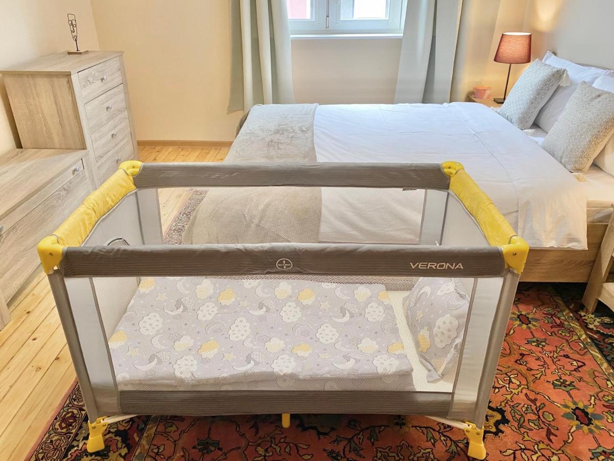 Top Centre Sofia Apartment For 6 Guests المظهر الخارجي الصورة